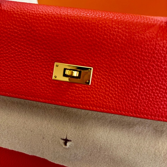 *SOLD* Hermes Capucine Togo Leather Kelly Retourne 35cm - Picture 2 of 9